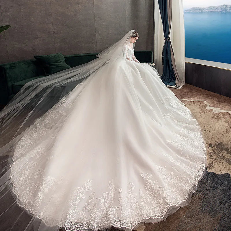 Vintage O Neck Full Sleeve Wedding Dress With Lace Embroidery