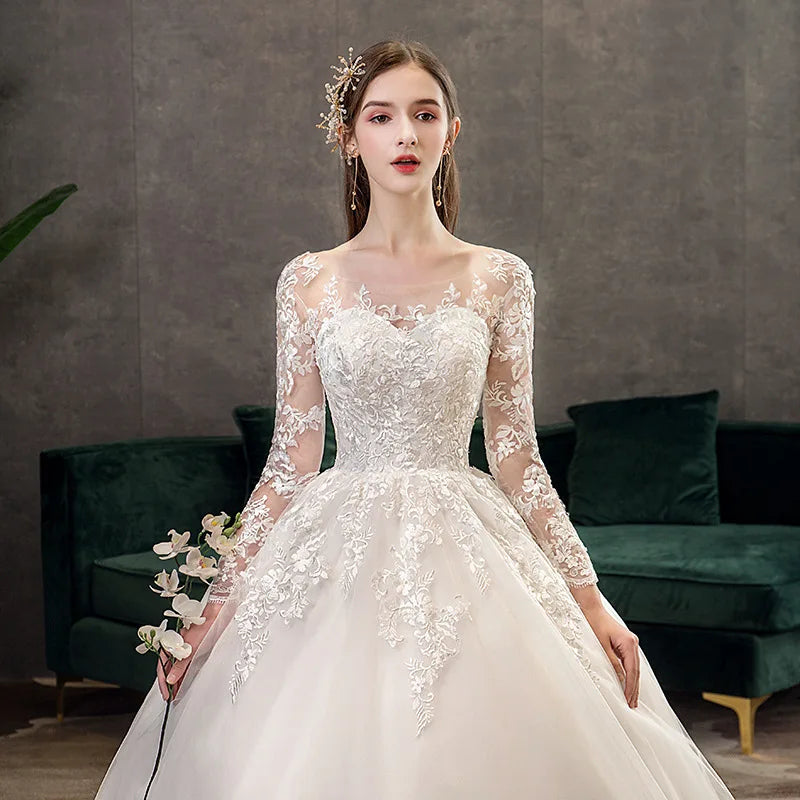 Vintage O Neck Full Sleeve Wedding Dress With Lace Embroidery