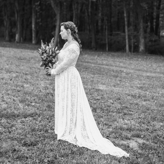 Square Neckline Wedding Dress with Train
