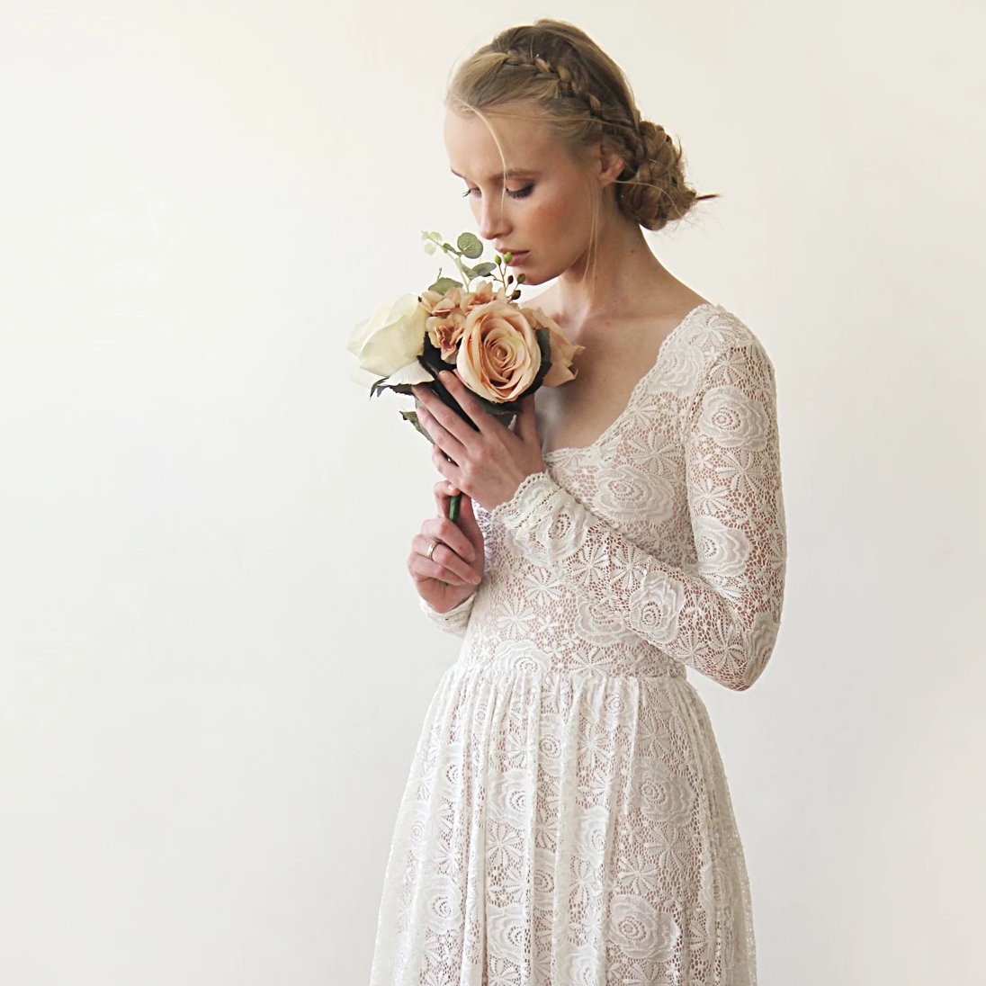 Square Neckline Wedding Dress with Train