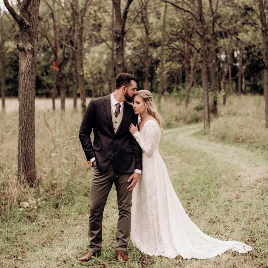 Square Neckline Wedding Dress with Train